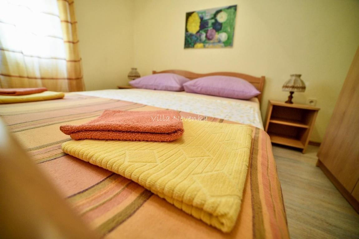 Apartments Villa Nevenka Rogoznica  Ngoại thất bức ảnh