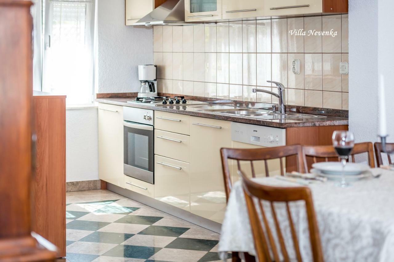 Apartments Villa Nevenka Rogoznica  Ngoại thất bức ảnh