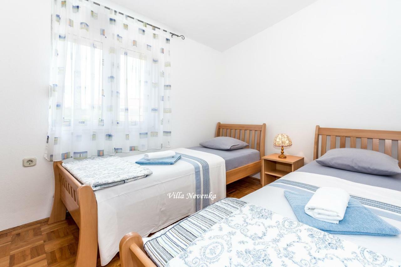 Apartments Villa Nevenka Rogoznica  Ngoại thất bức ảnh