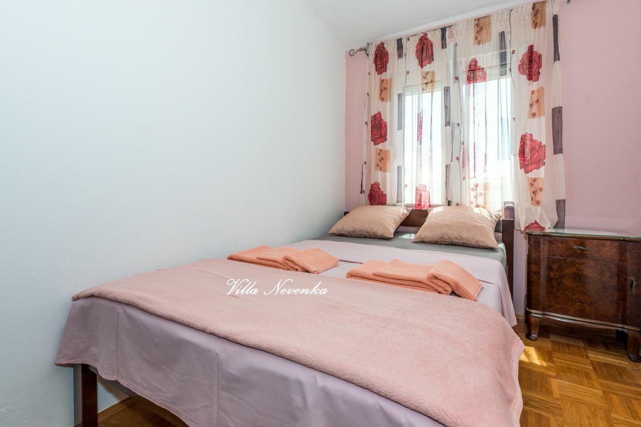 Apartments Villa Nevenka Rogoznica  Ngoại thất bức ảnh